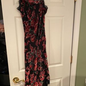 Betsy Johnson long evening dress